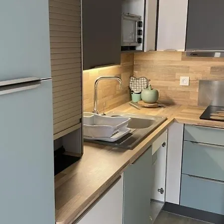 Apartment Carlton 2 *
